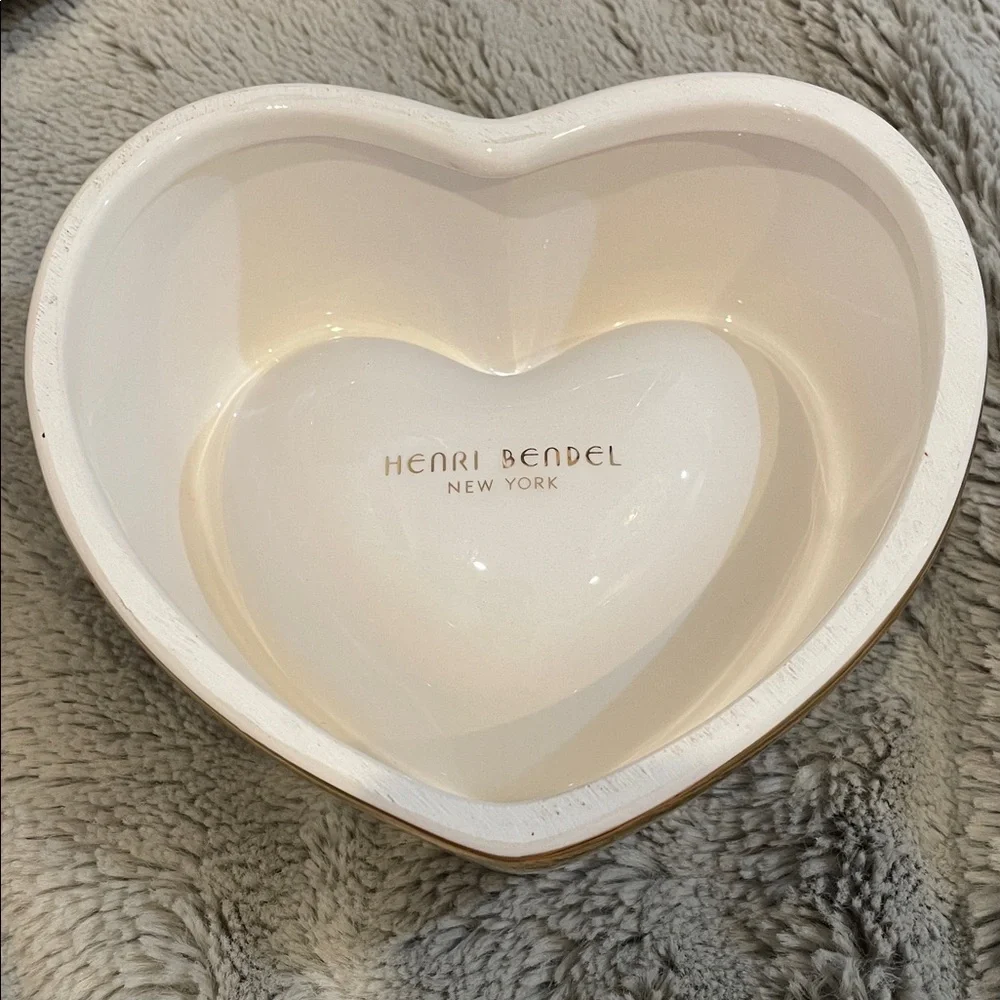 HENRI BENDEL Iconic Stripes Heart (Dog) Bowl | Never Used